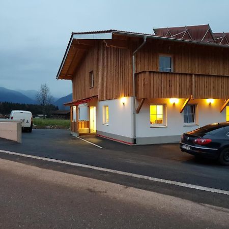 Gaestehaus Am Hahnenkamm Reutte Exteriér fotografie